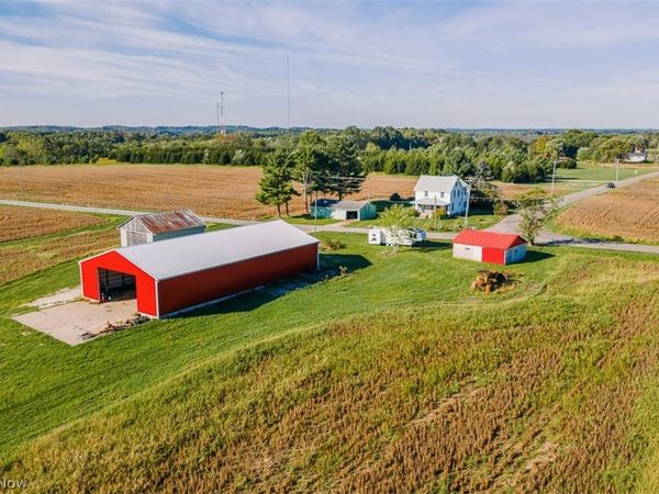 15 Glecoe Road SW, Dellroy, OH 44620