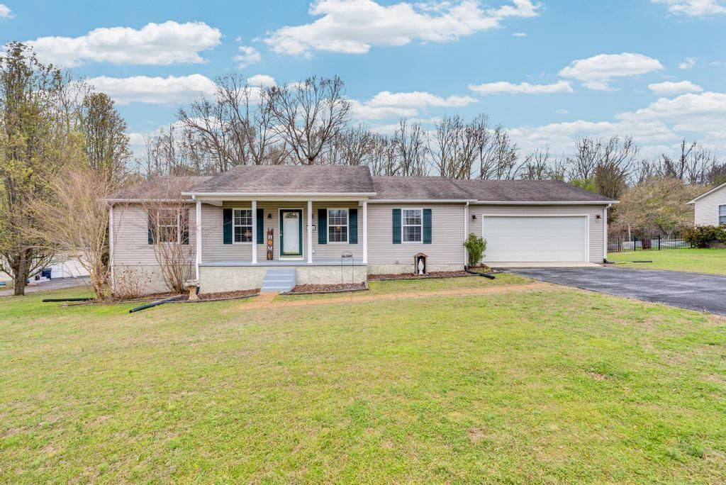 234 Walnut Trace, Sparta, TN 38583 Main Photo