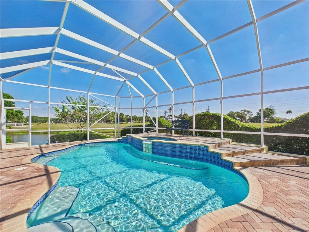 1360 S Village Square, Vero Beach, FL 32966 Photo