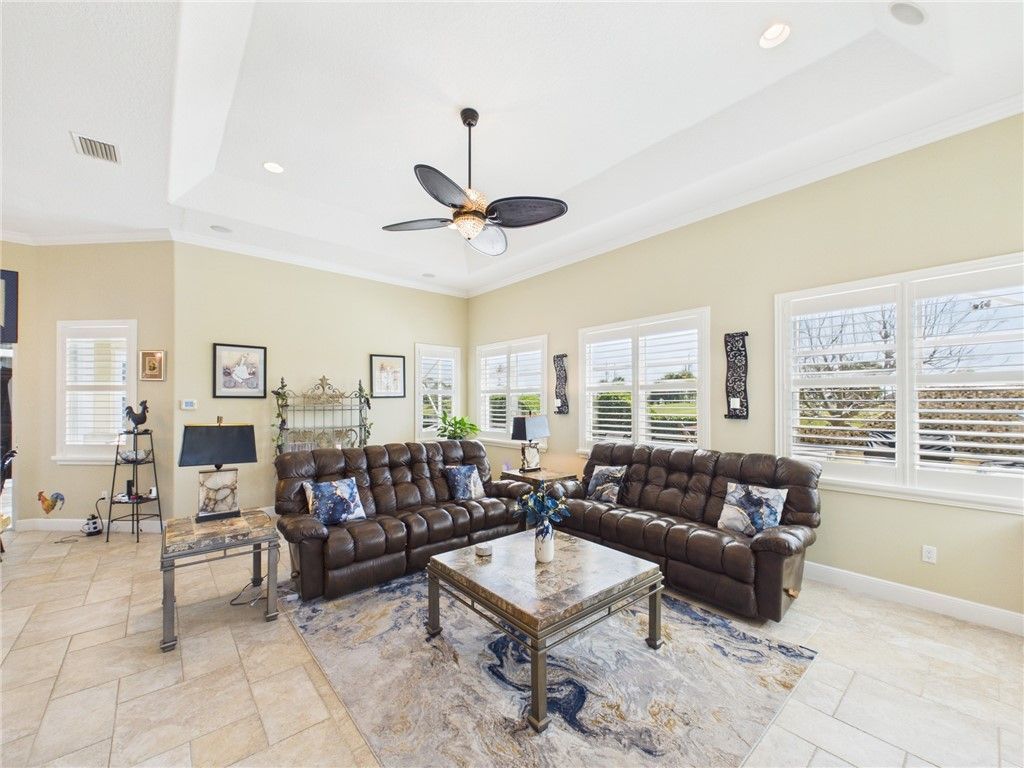 1360 S Village Square, Vero Beach, FL 32966 Photo