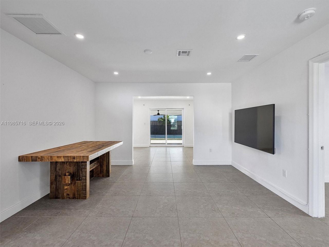 340 NW 45th St , Miami, FL 33127 Photo