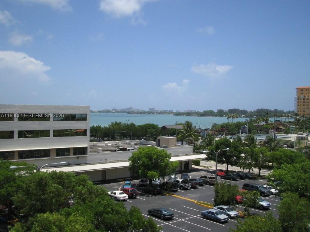 1455 N Treasure Dr , Unit 6D, North Bay Village, FL 33141 Photo