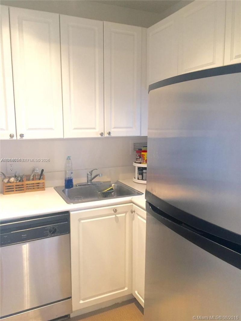 1455 N Treasure Dr , Unit 6D, North Bay Village, FL 33141 Photo