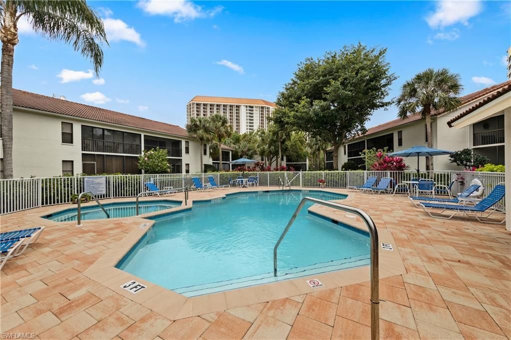 595 Serendipity Dr, Unit 595, Naples, FL 34108 Photo