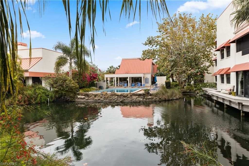 595 Serendipity Dr, Unit 595, Naples, FL 34108 Photo