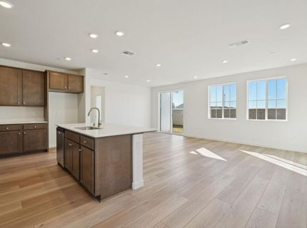 10324 W Hema Way, Elk Grove, CA 95757 Photo