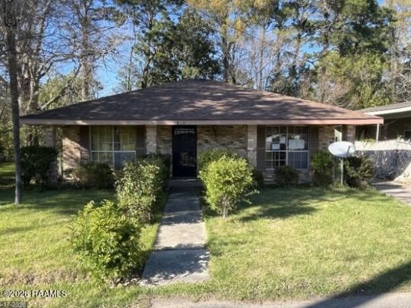602 Pershing Road , Lafayette, LA 70501