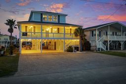 336 51st Ave. N photo 4