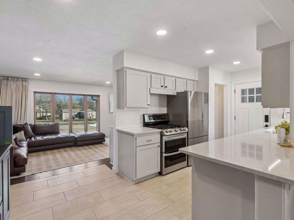 25835 Wild Rose Lane, Excelsior, MN 55331