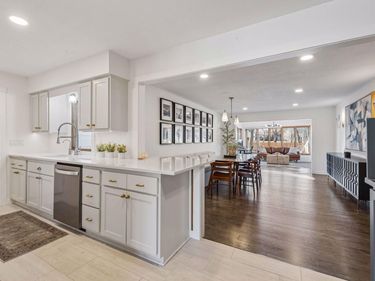 25835 Wild Rose Lane, Excelsior, MN 55331