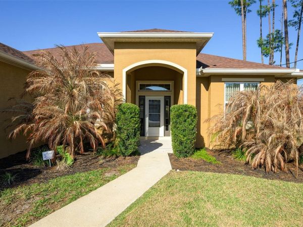 3 LAKE CHARLES PLACE, PALM COAST, FL 32137