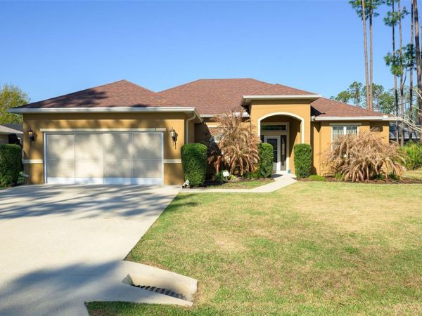 3 LAKE CHARLES PLACE , PALM COAST, FL 32137