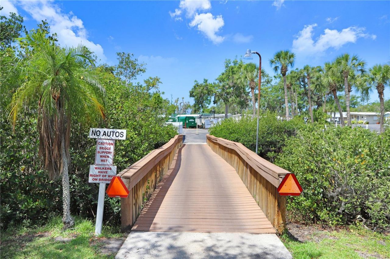 3333 26th Avenue E, Unit 1104, Bradenton, FL 34208 Photo