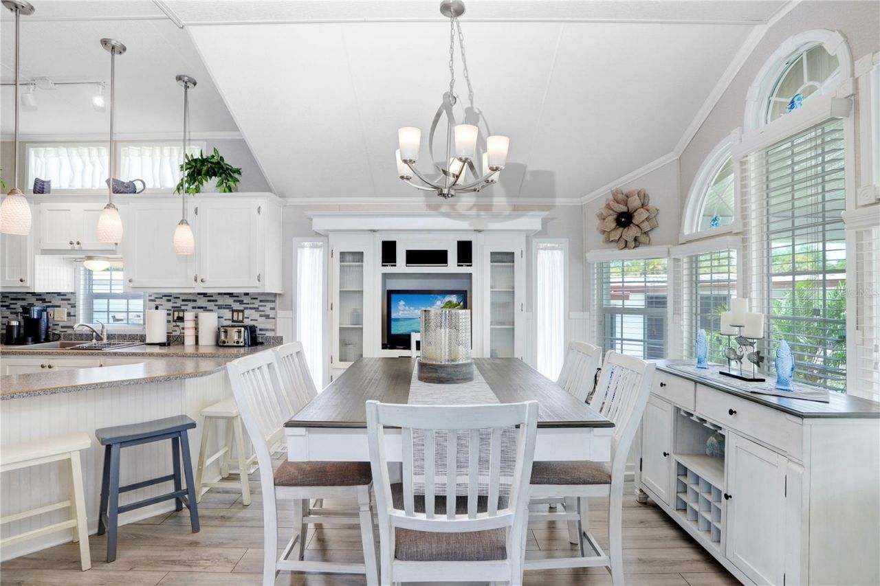 3333 26th Avenue E, Unit 1104, Bradenton, FL 34208 Photo