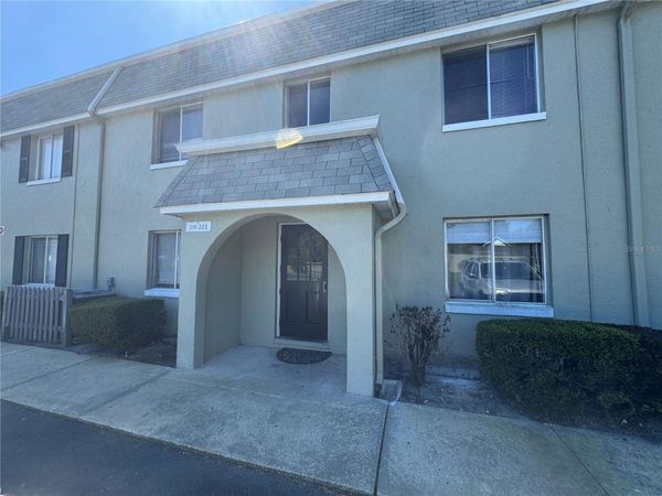 525 CONWAY ROAD , Unit 220, ORLANDO, FL 32807