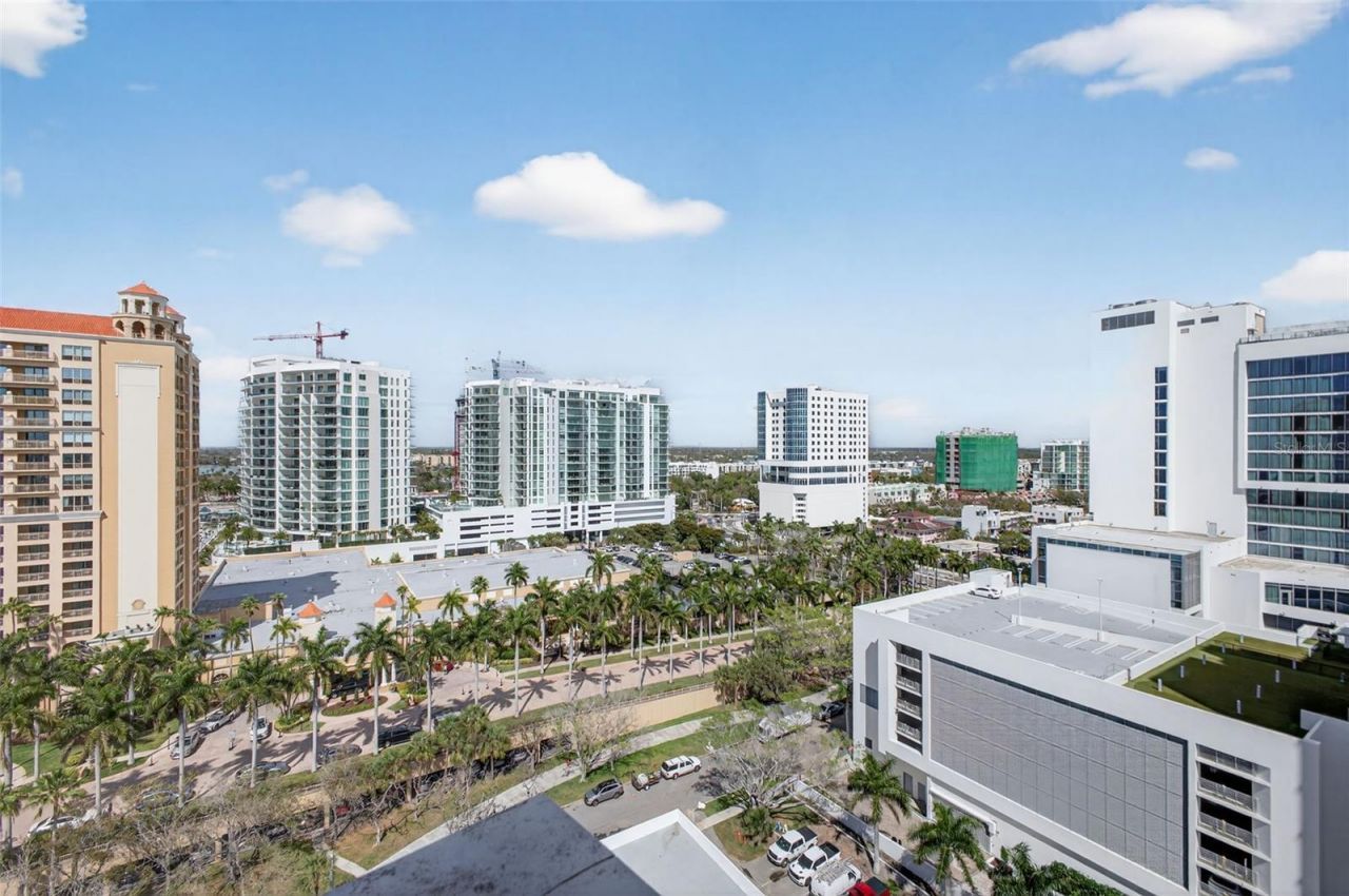 1111 N Gulfstream Avenue , Unit 16D, Sarasota, FL 34236 Photo