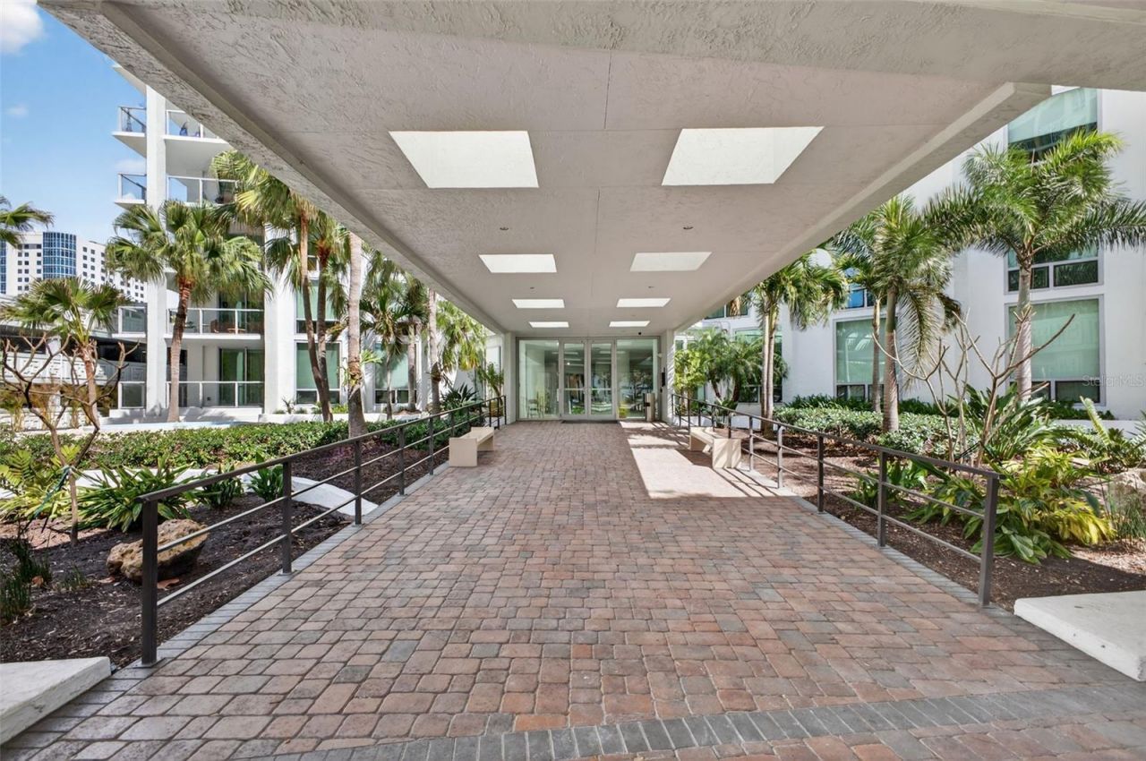 1111 N Gulfstream Avenue , Unit 16D, Sarasota, FL 34236 Photo
