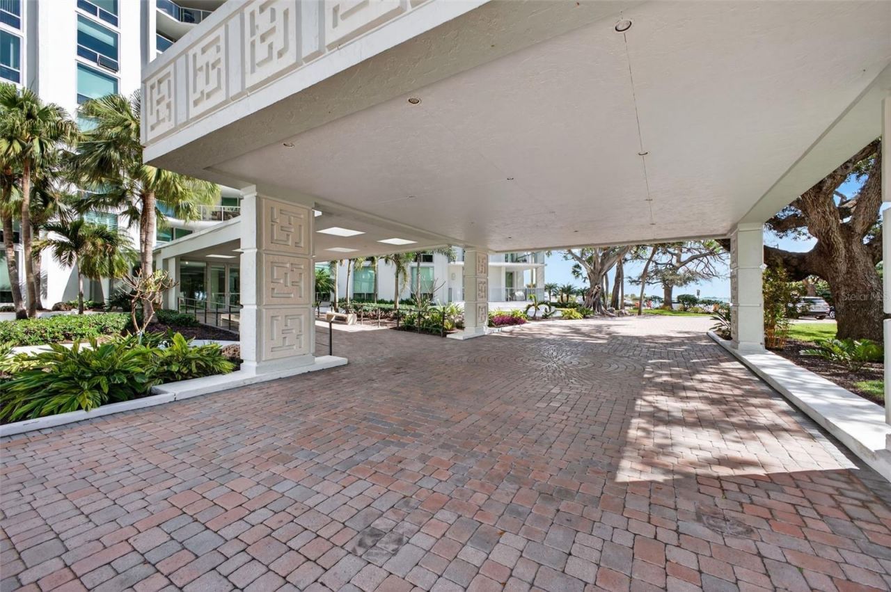 1111 N Gulfstream Avenue, Unit 16D, Sarasota, FL 34236 Photo