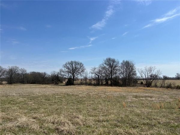 BB Highway, Nevada, MO 64772