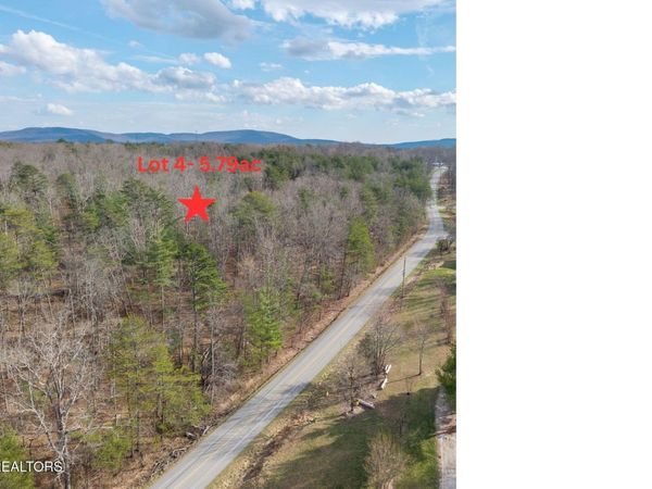 4 Chestnut Hill Rd , Crossville, TN 38571