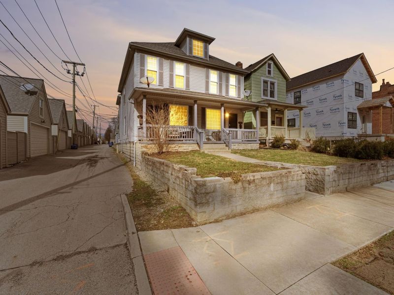 526 W 1st Avenue , Columbus, OH 43201 Photo 2