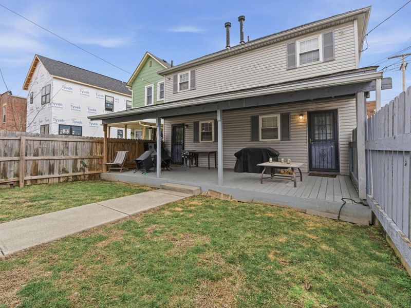 526 W 1st Avenue , Columbus, OH 43201 Photo 3