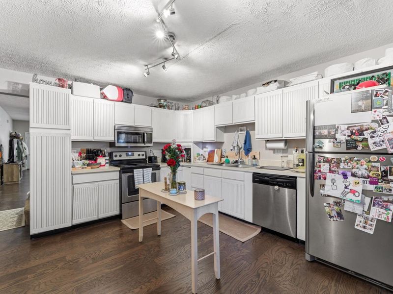 526 W 1st Avenue , Columbus, OH 43201 Photo 40