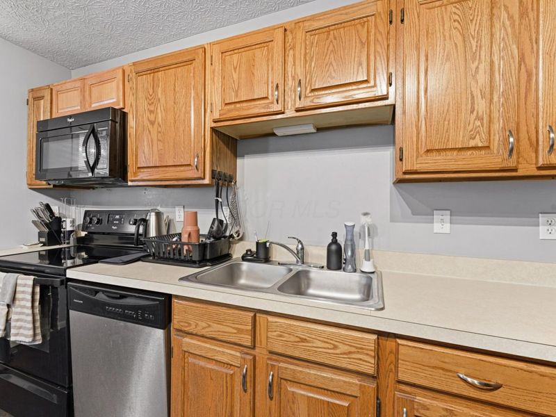 526 W 1st Avenue , Columbus, OH 43201 Photo 48