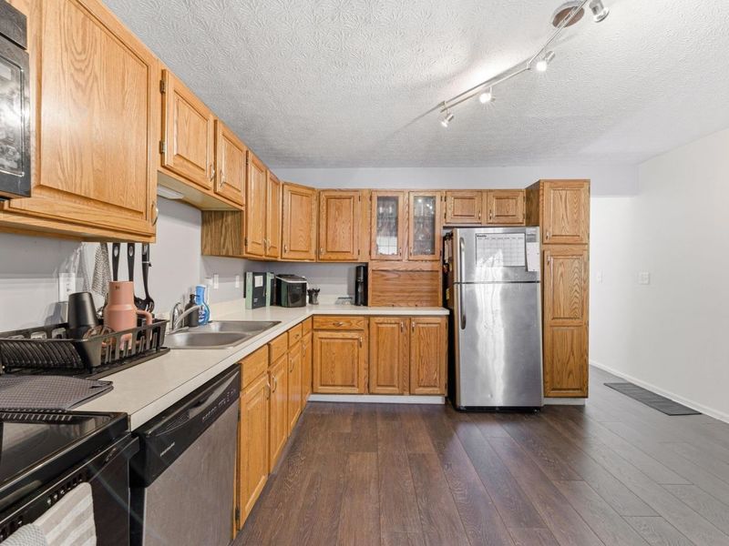 526 W 1st Avenue , Columbus, OH 43201 Photo 50