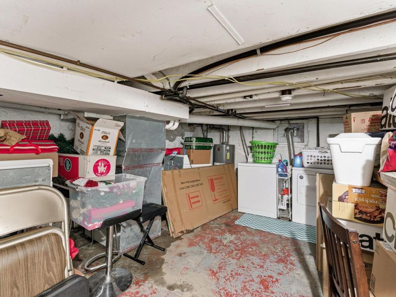 526 W 1st Avenue , Columbus, OH 43201 Photo 9