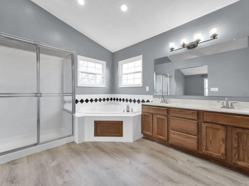 8690 Kirkland Drive , Lewis Center, OH 43035 Photo 27