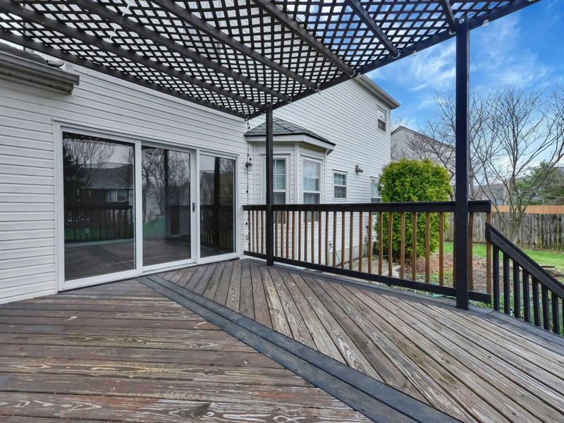 8690 Kirkland Drive , Lewis Center, OH 43035 Photo 33