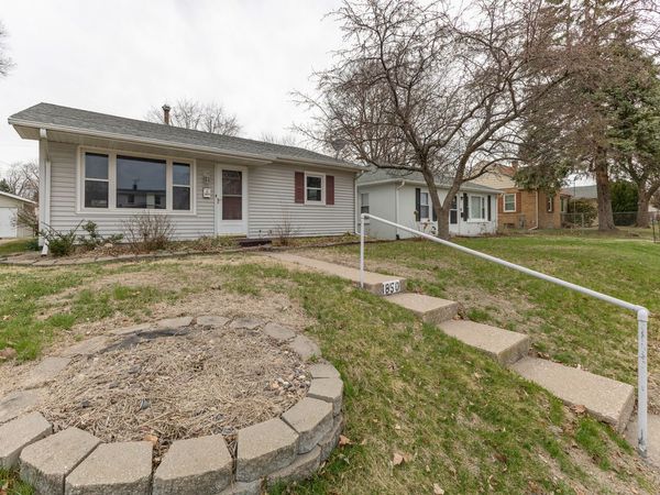 1850 45th Street , Rock Island, IL 61201