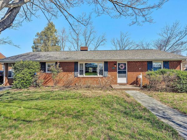 3310 Melody AVE , Roanoke, VA 24018