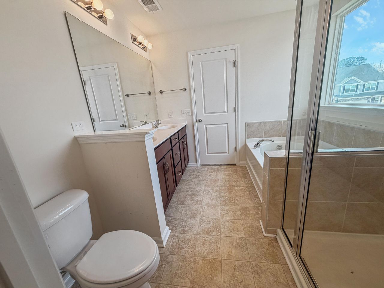 527 Adalina Drive Photo 18