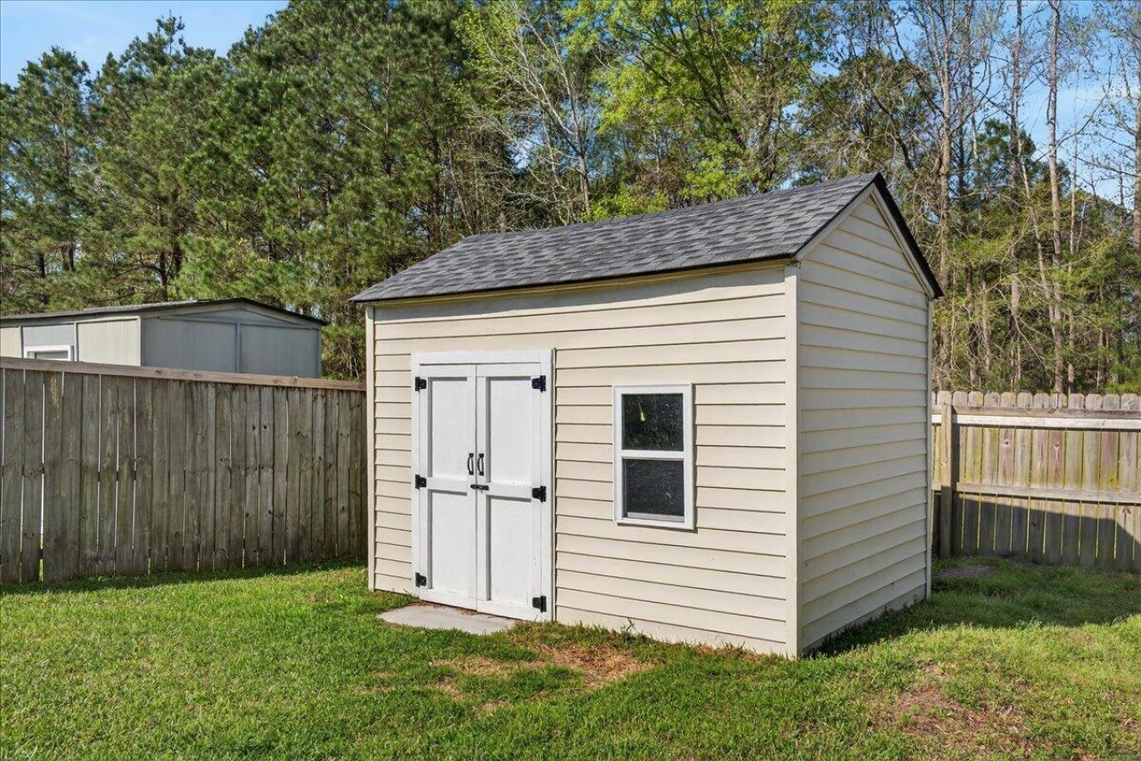 307 Carriage Wheel Road Photo 39