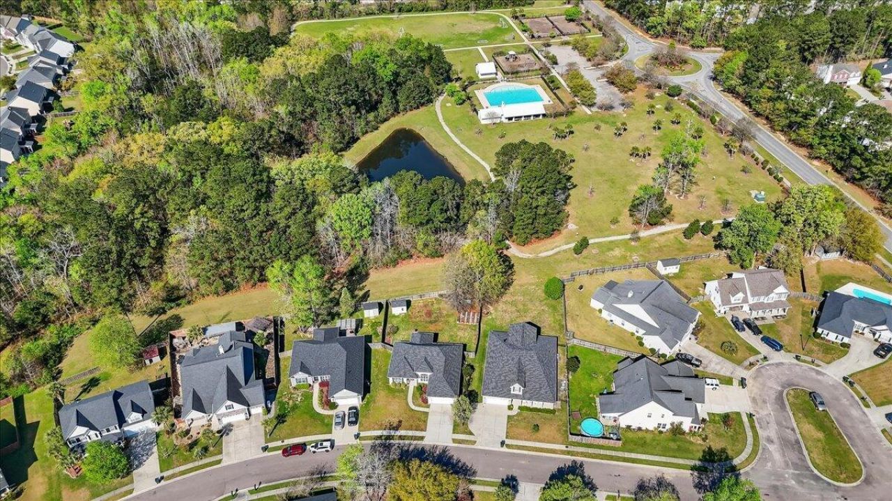 307 Carriage Wheel Road Photo 49