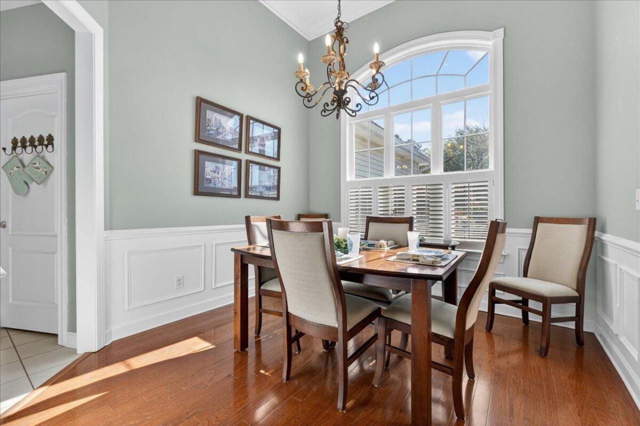 307 Carriage Wheel Road Photo 8