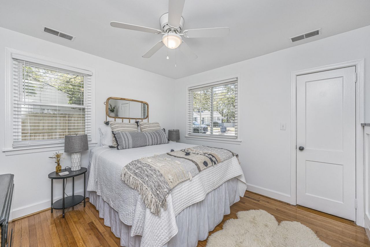 6 Stratford Road Photo 17