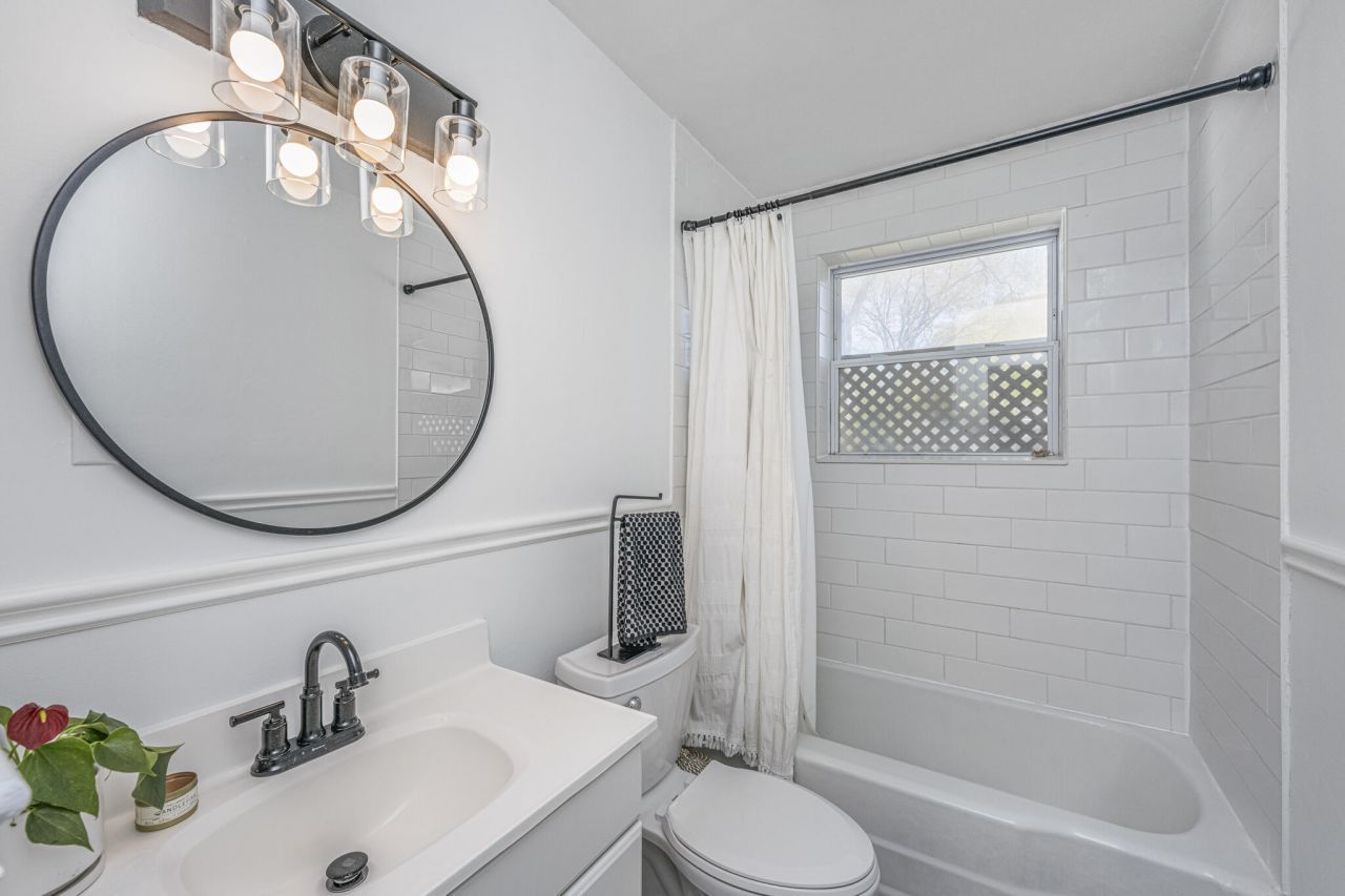 6 Stratford Road Photo 20