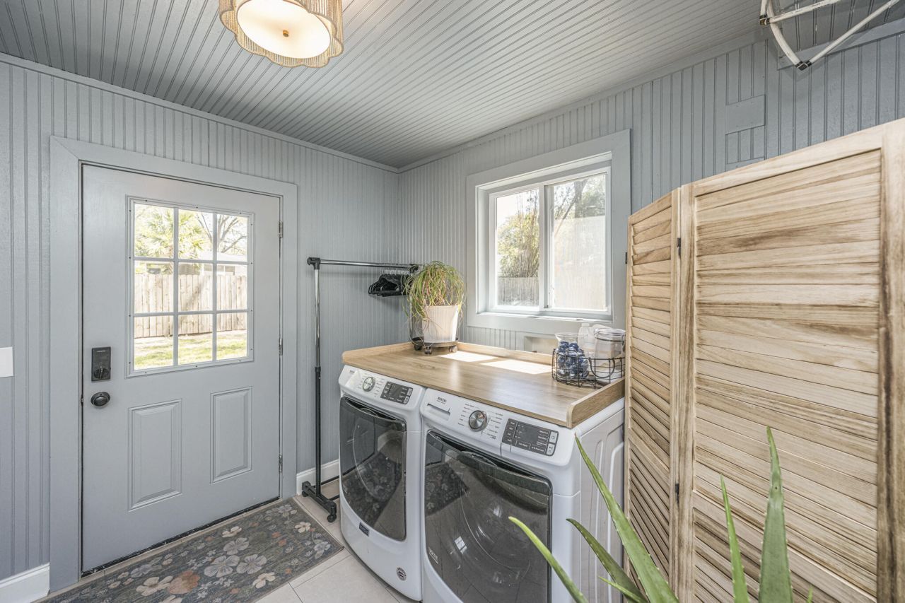 6 Stratford Road Photo 23