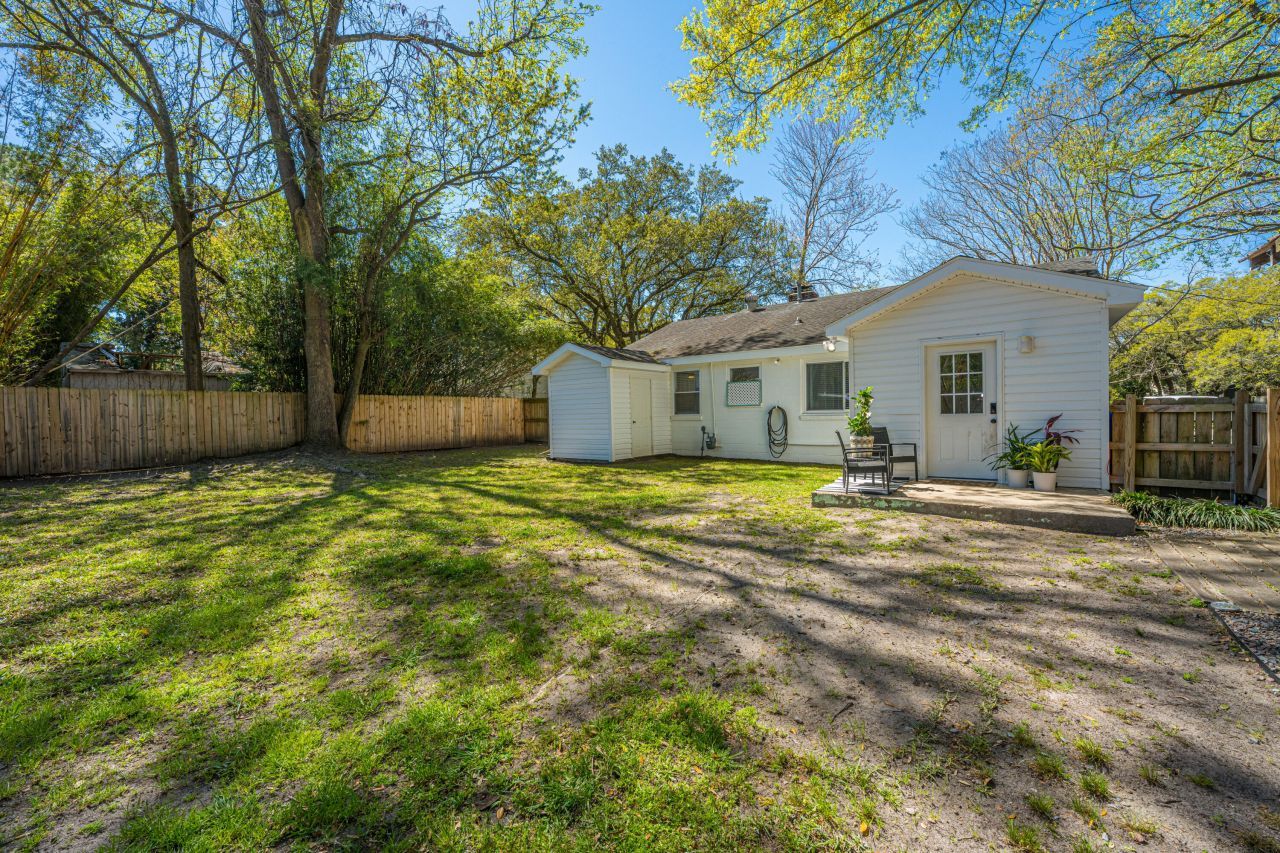 6 Stratford Road Photo 26