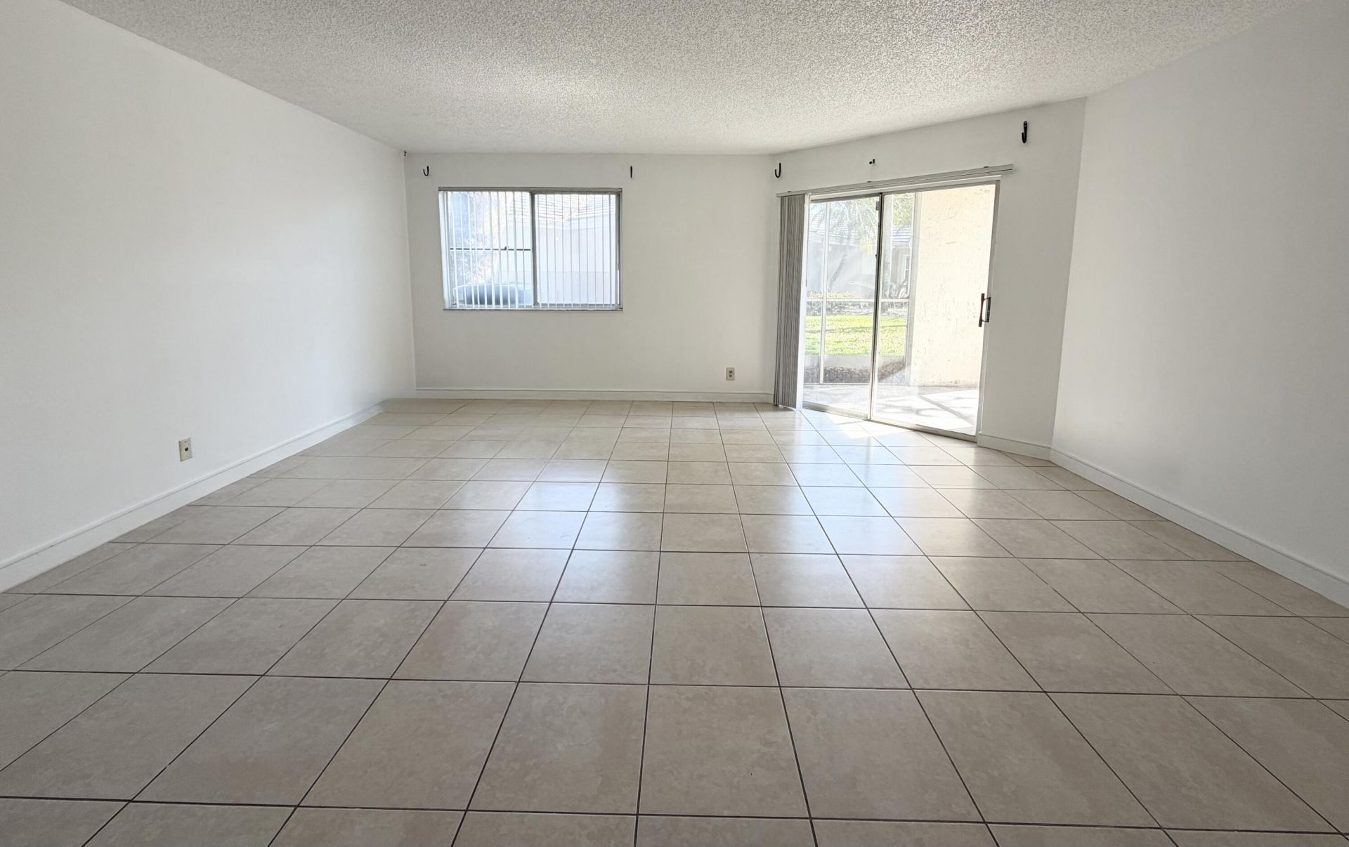 9977 Westview Drive, Unit 111, Coral Springs, FL 33076 Photo