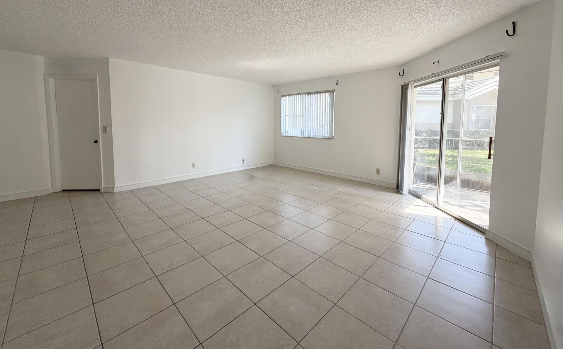 9977 Westview Drive, Unit 111, Coral Springs, FL 33076 Photo