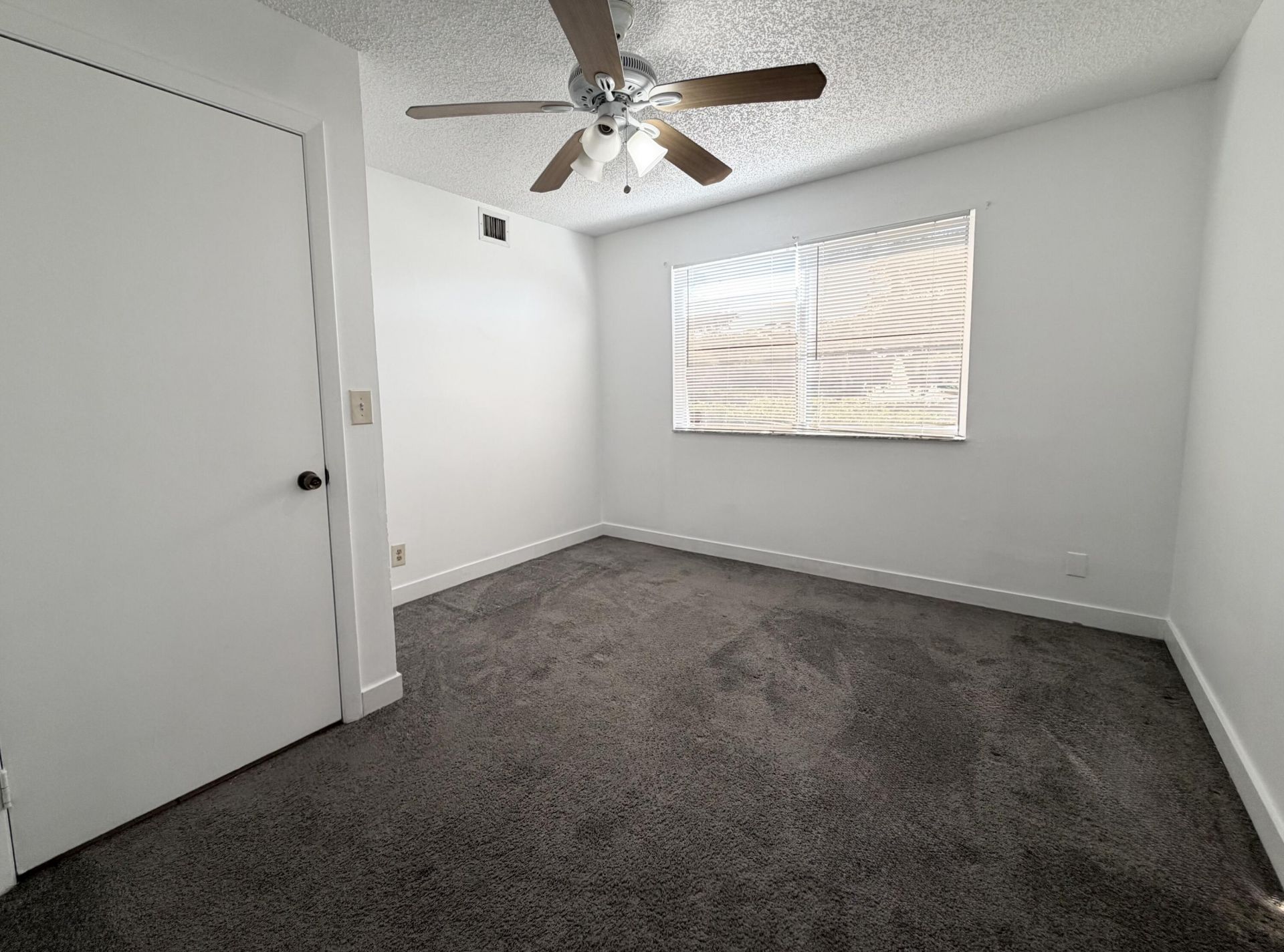 9977 Westview Drive, Unit 111, Coral Springs, FL 33076 Photo