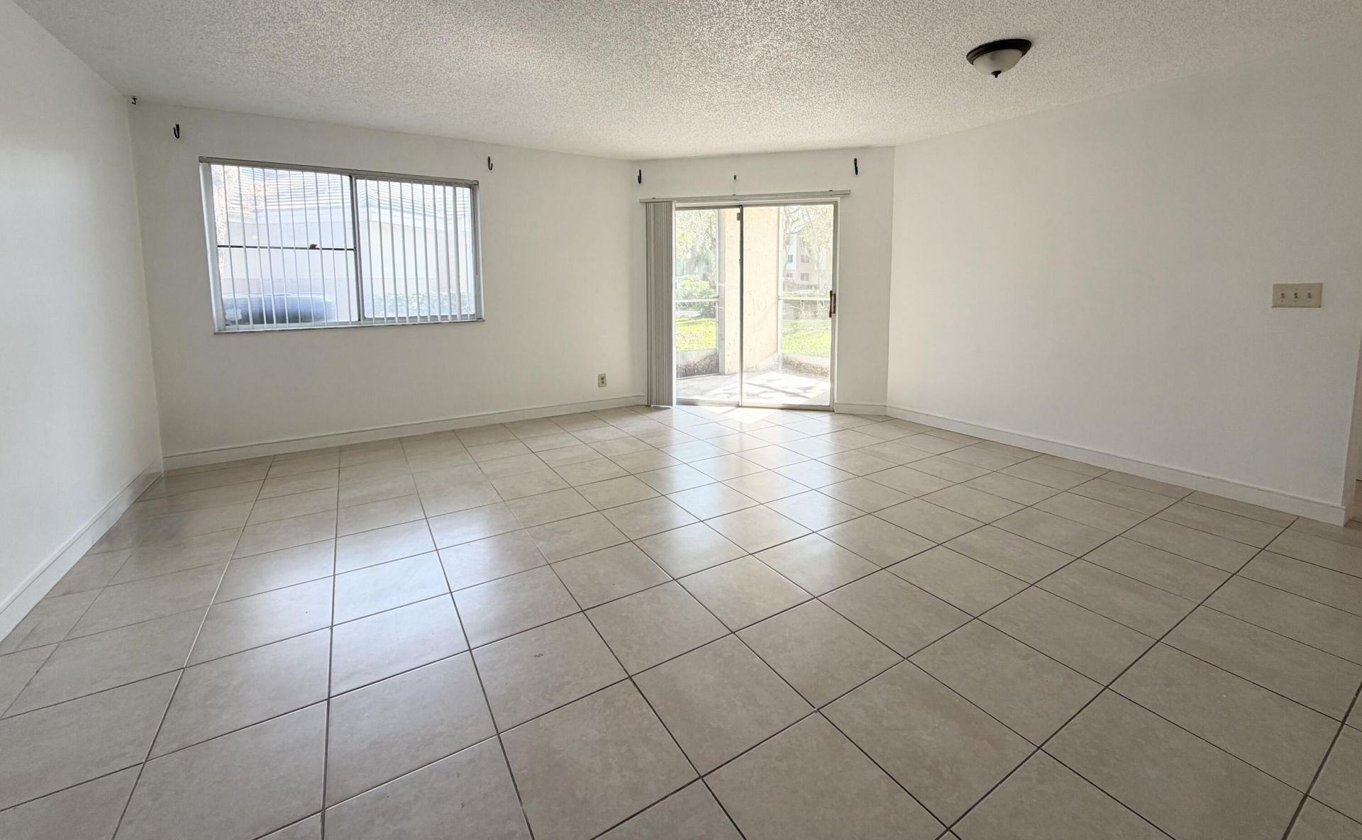 9977 Westview Drive, Unit 111, Coral Springs, FL 33076 Photo