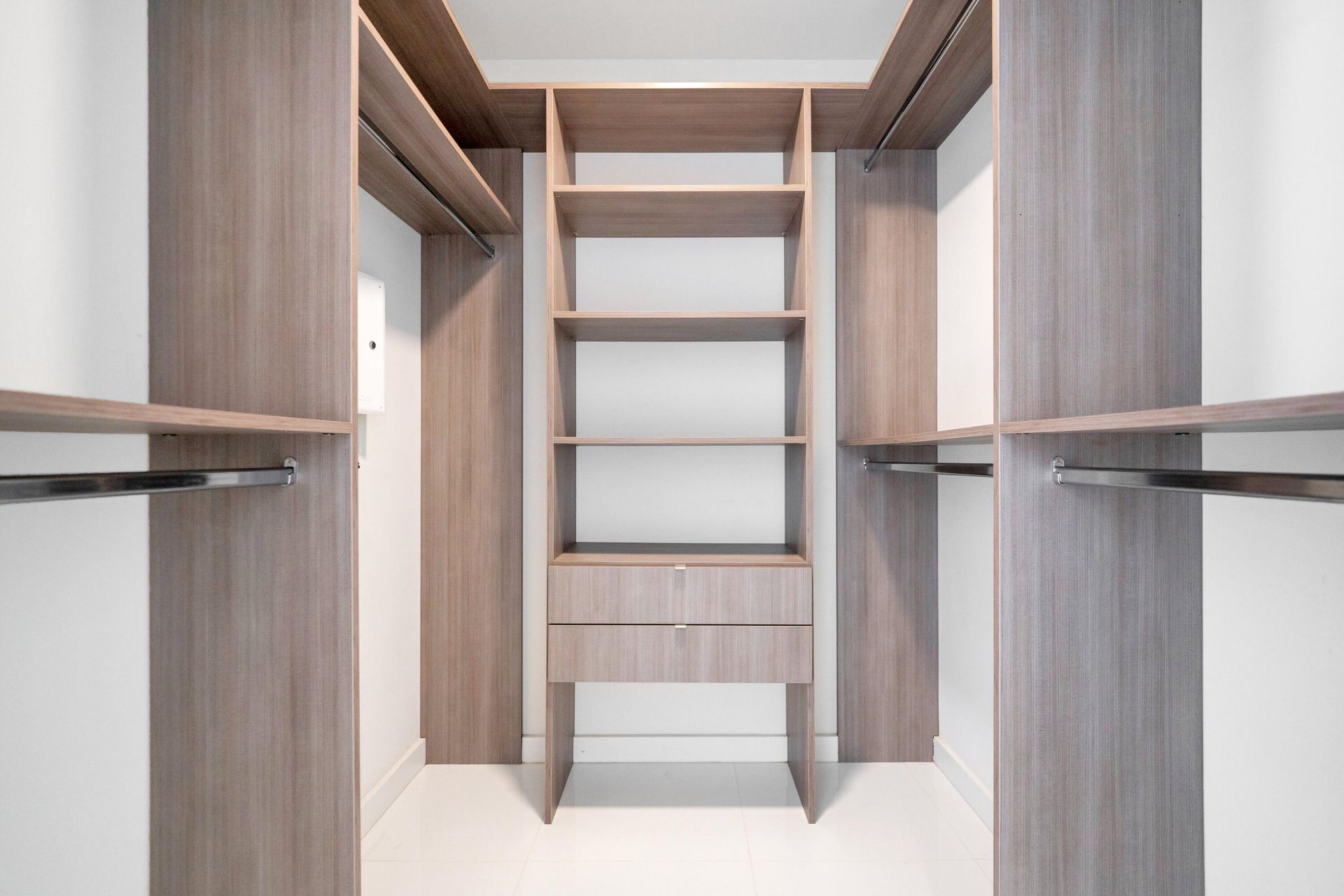 851 NE 1st Avenue, Unit 1110, Miami, FL 33132 Photo