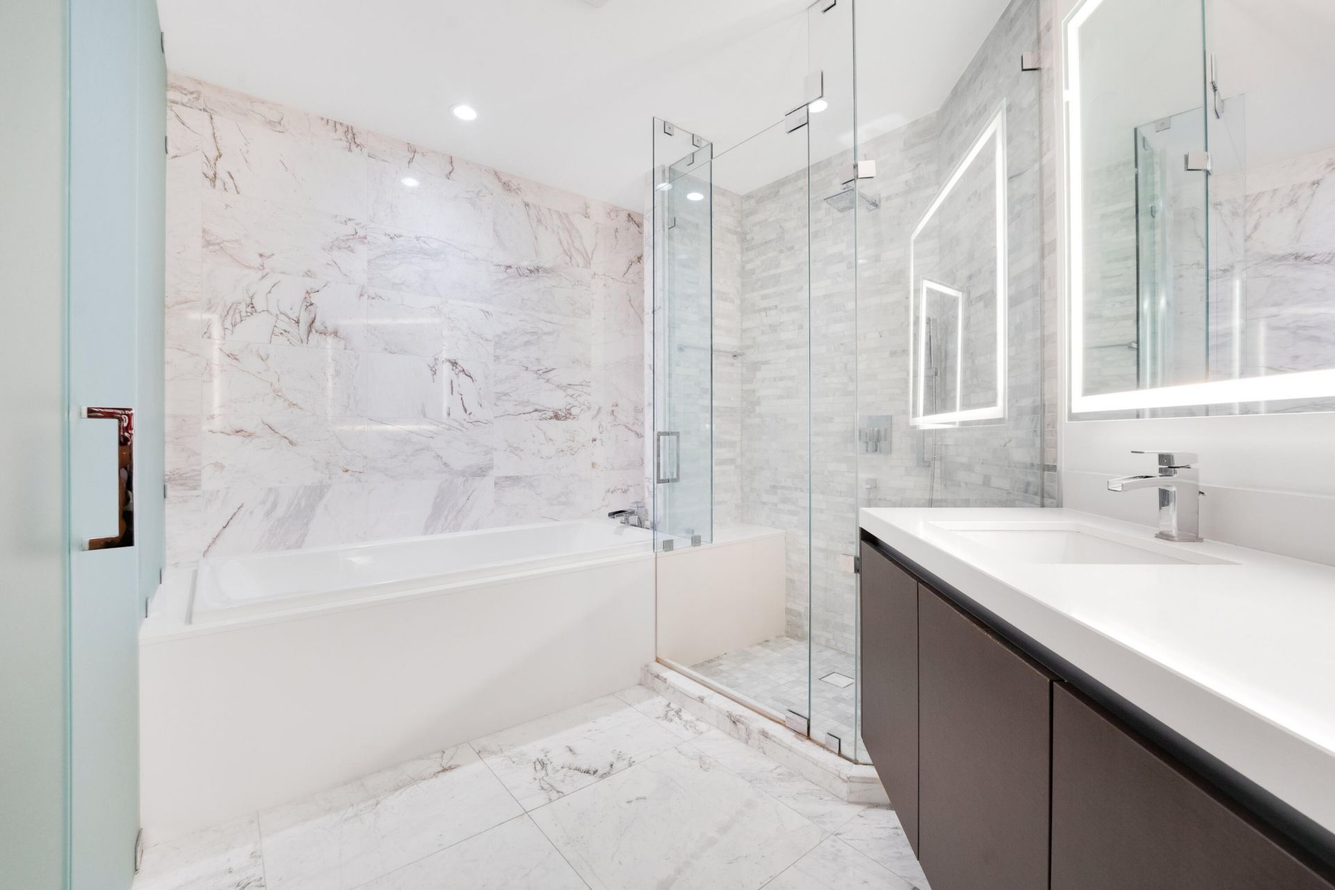 851 NE 1st Avenue, Unit 1110, Miami, FL 33132 Photo