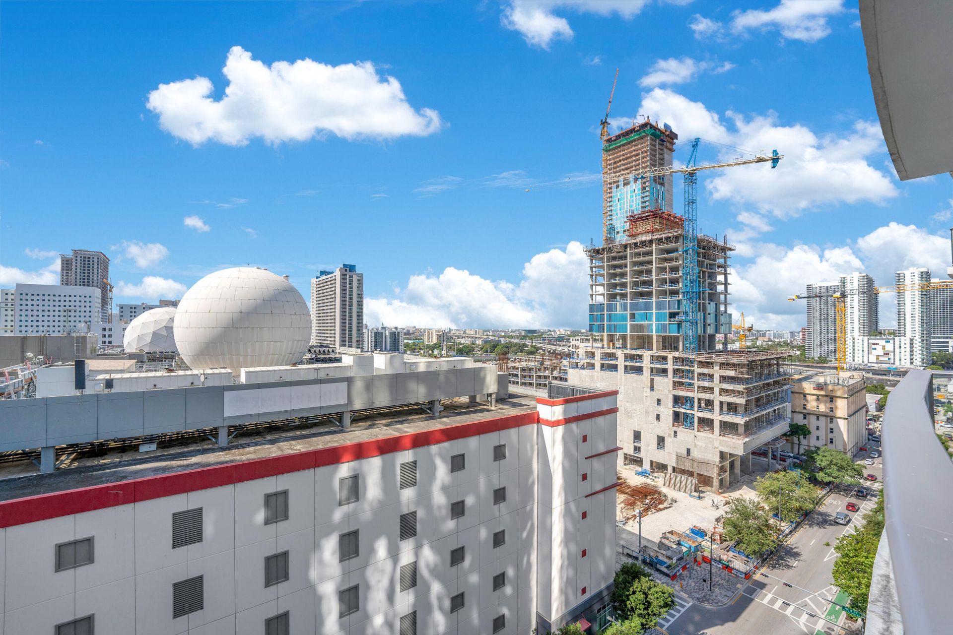 851 NE 1st Avenue, Unit 1110, Miami, FL 33132 Photo