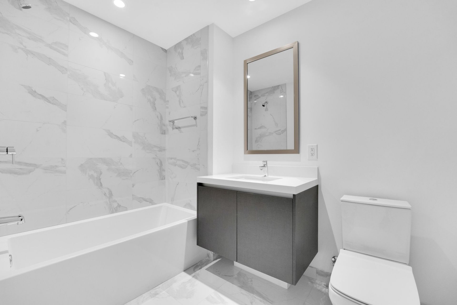 851 NE 1st Avenue, Unit 1110, Miami, FL 33132 Photo